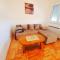 Apartman 44
