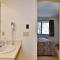 Cedarbrook Queen Suite 103