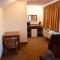 Shenandoah Inn & Suites