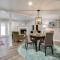 Modern + Cozy Townhome - minutes to Avalon w/king