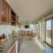 Angulo House