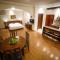 White House Suites