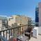 Foto: Cosy 1BR Penthouse with Terrace, Great Location 3/31