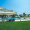 Sunrise Beach Club (Hera B6@)