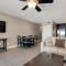 Commodores Retreat 305