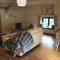 The Stable Loft, Llwynhelig Manor
