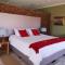 Crimson Bush Lodge