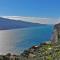 La Quiete 07 lake view Apartment by Gardadomusmea