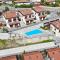 La Quiete 07 lake view Apartment by Gardadomusmea