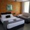Sunseeker Motel