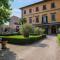 Casa Santo Nome di Gesu