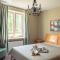 Lake & Library boutique Hotel