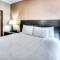 Grand Inn & Residence- Grande Prairie