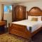 Silverton Inn & Suites