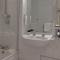 Crown & Mitre Hotel