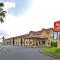 Econo Lodge Inn & Suites Corning