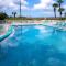 Johns Pass Beach Motel - St. Pete Beach
