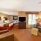 GrandStay Hotel & Suites La Crosse - La Crosse