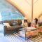 Under Canvas Glacier - Coram