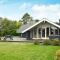 Foto: Three-Bedroom Holiday home in Saltum 8