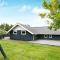 Foto: Three-Bedroom Holiday home in Saltum 8 12/13