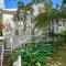 Foto: Tropical Oasis Close to Beach 1/9