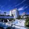 Shangrila Boutique Hotel