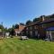 Chart House Bed and Breakfast - Dorking
