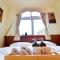 Yahu Hotel