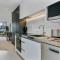 Beautifully Modern Brand New Central Apartment