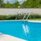 Holiday Home Amber by Interhome