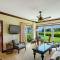 Waipouli Beach Resort Exquisite Ocean Front Condo in Oceanfront H Building Sleeps 8 AC Pool - Kapaa