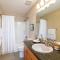 Modern home, Four bedrooms, 2 King Beds