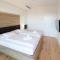 MODENA MARIS-heated pool-grill-relax-jacuzzi apartments