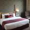 Ramada by Wyndham Jaipur Jaisinghpura - Jaipur