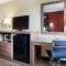 Super 8 by Wyndham Chester/Richmond Area