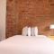 Charming Studio in Boston Brownstone, #6