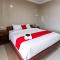 RedDoorz near Parangtritis Beach
