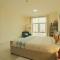 Foto: OYO 266 Home 308, Spring Oasis, Dubai Silicon Oasis 23/36