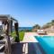 Paris Villa, infinite coastal views, By ThinkVilla - Balíon