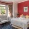 Crystal Hotel & Savour