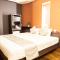 Nami No Ue Crystal Hotel