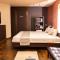 Nami No Ue Crystal Hotel