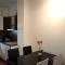 65 square meters Designer Apartment in heart of city - River view ! Park for free