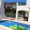 "FUN IN THE SUN" Villa