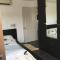 Mae Phim -Beachfront living in a villa with a private pool !