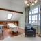 Carnegie Library: Shakespeare Apartment 3 Bedroom
