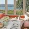 Foto: Beachfront Wellington Bed and Breakfast 3/24