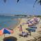 Ground floor one bedroom apartment B2, 3 pools, FREE WIFI