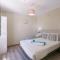 LovelyStay - Sweet Escape II - Backyard